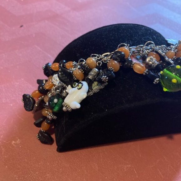 Fashion jewelry Halloween bracelet - Picture 10 of 10